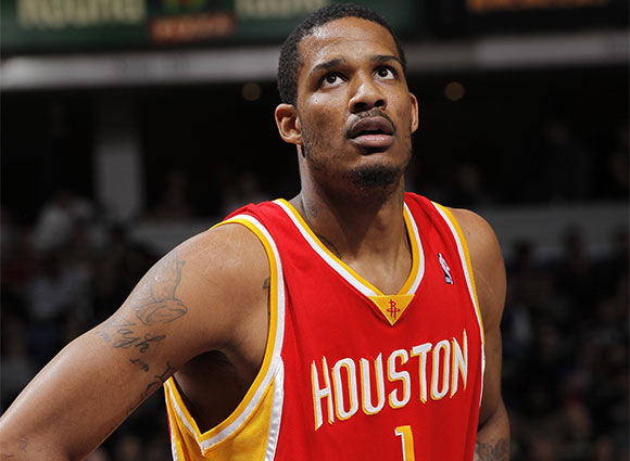 Trevor Ariza signs back with the Houston Rockets