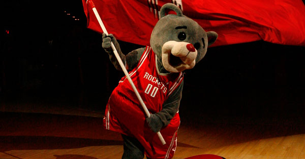Clutch the Bear Houston Rockets mascot